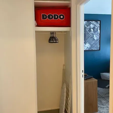 Apartment Votre Pied-a-terre Parisien A Montreuil-fontenay
